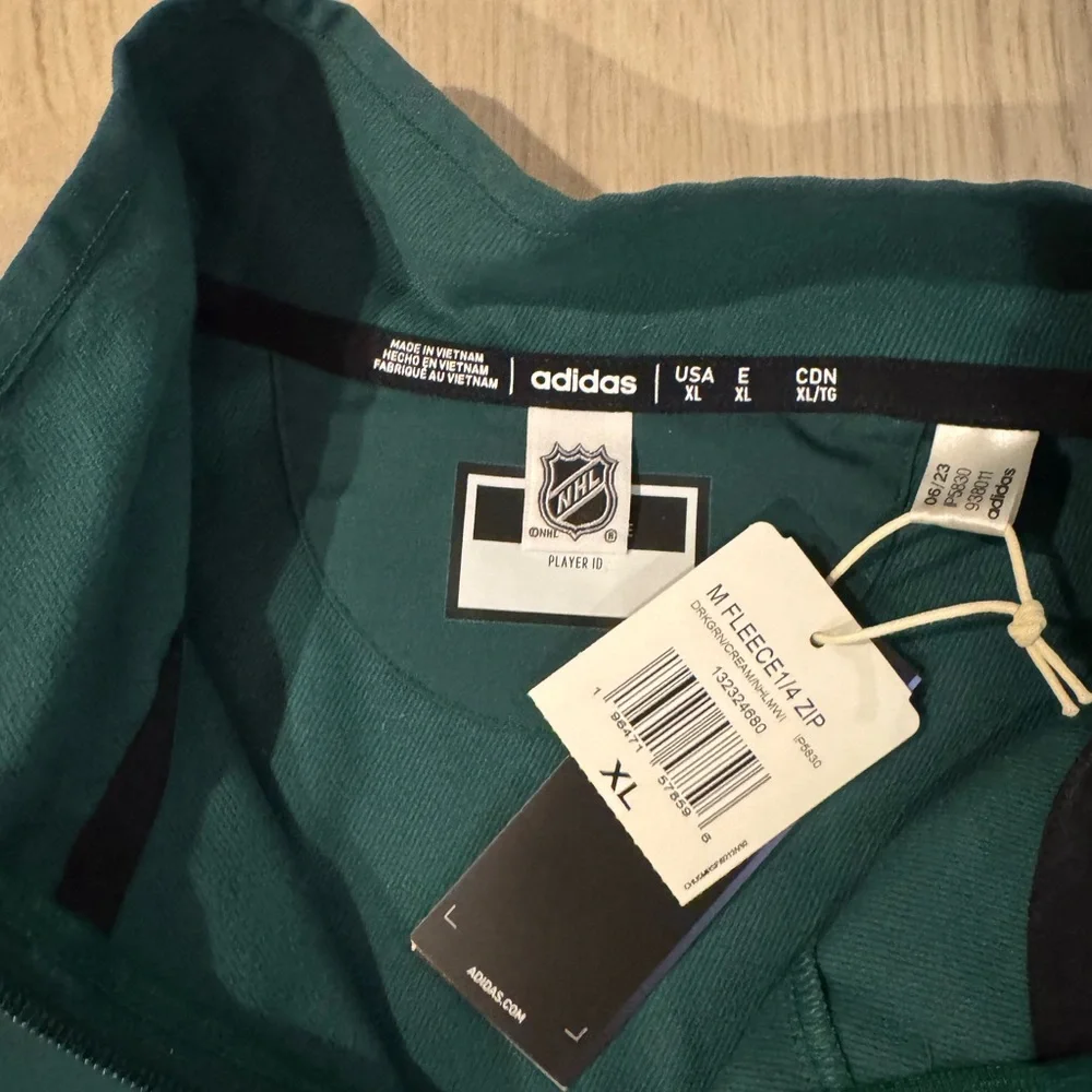 Adidas Minnesota Wild Green Pullover Jacket - never been worn - Picture 3 of 3